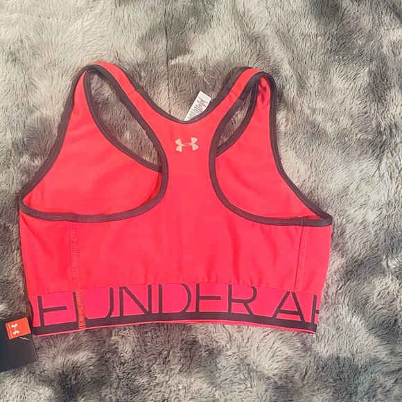 Under Armour Sports Bra Women’s Sz. Small NWT - Picture 2 of 2